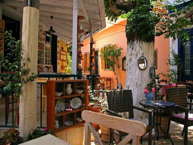 Phong cách thiết kế quán cafe độc đáo -3