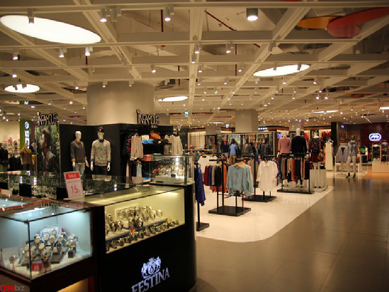 Vì sao bạn phải lắp đặt loa cho shop quần áo của bạn?
