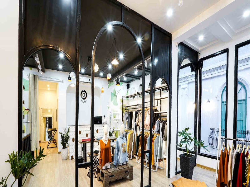 Vì sao bạn phải lắp đặt loa cho shop quần áo của bạn?