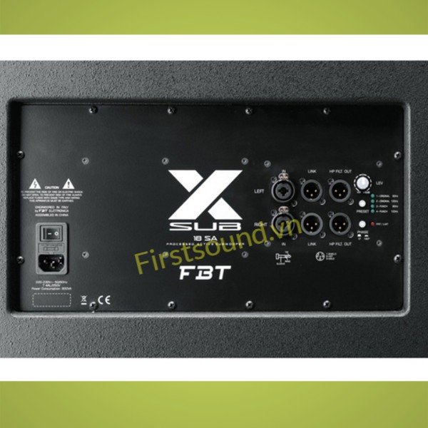 Mặt sau của loa sân khấu X-Sub 18SA có đầy đủ jack cắm Loa sân khấu X-Sub 18SA- Loa chính hãng nhập khẩu từ Italia