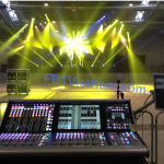 Như chúng ta đã biết, hệ thống âm thanh có rất nhiều loại và có thể kể tới như âm thanh karaoke, âm thanh sân khấu,…Hôm nay hãy cùng nhau tìm hiểu về thiết bị âm thanh sân khấu gồm những gì , cách chúng kết hợp với nhau ra sao nhé!