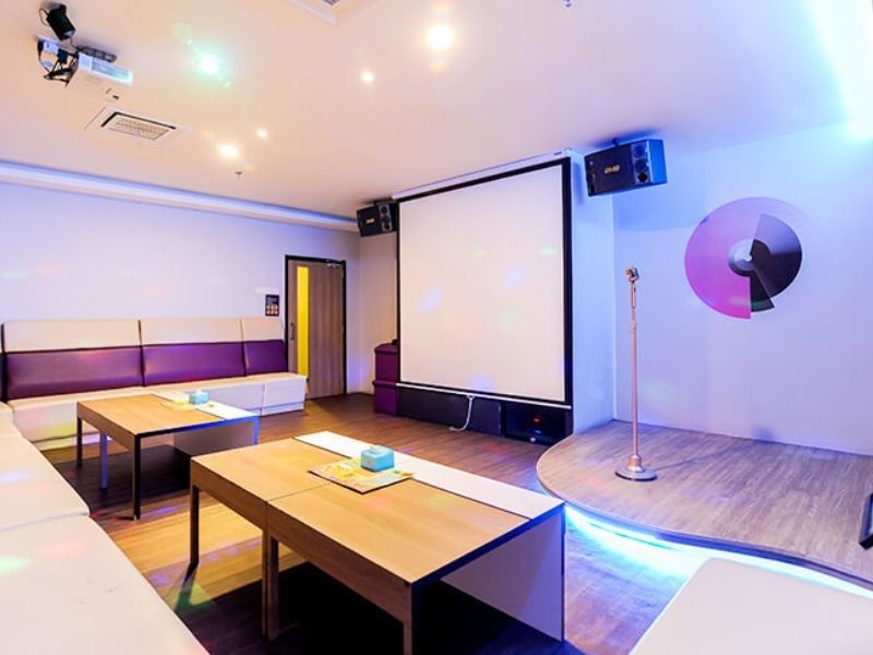 thiết kế phòng karaoke giá rẻ