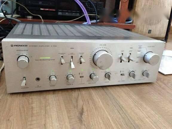 Amply A700