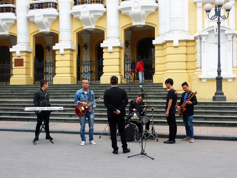 Bảng giá cho thuê âm thanh acoustic chuyên nghiệp, giá mềm HCM