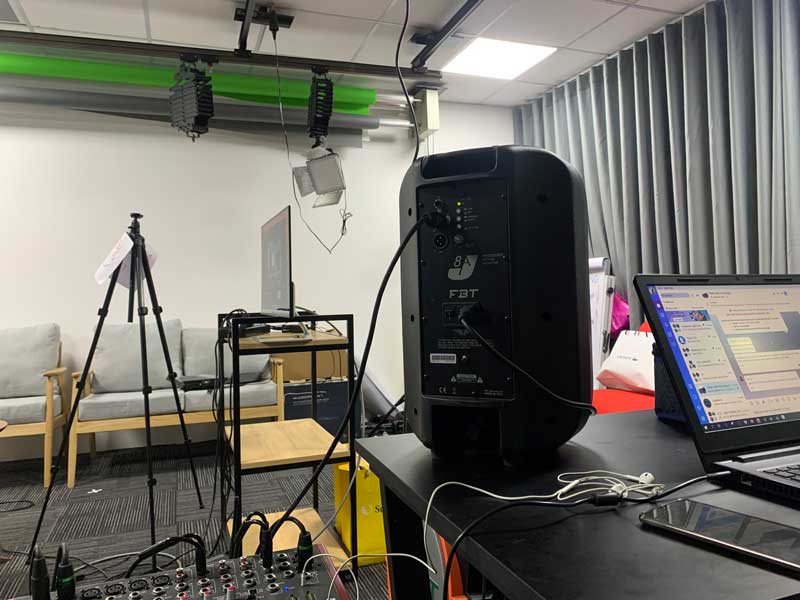 Cho thuê thiết bị livestream của Firstsound-4
