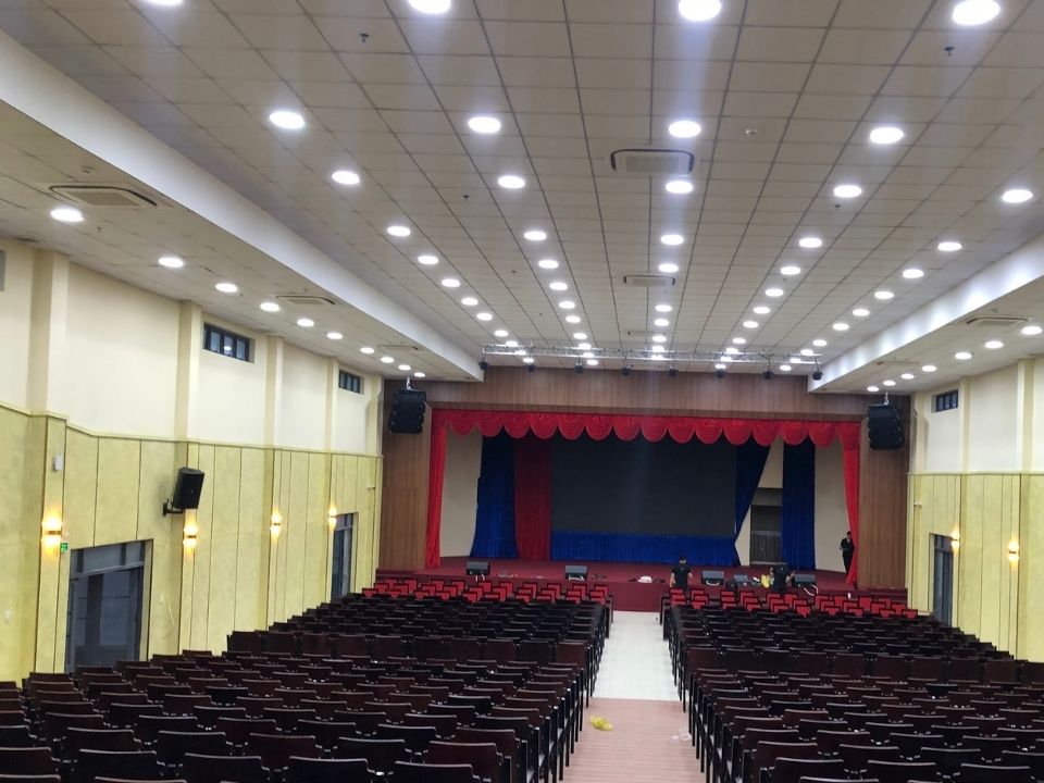 Hội trường THPT Ngô Thời Nhiệm Bình Tân-1