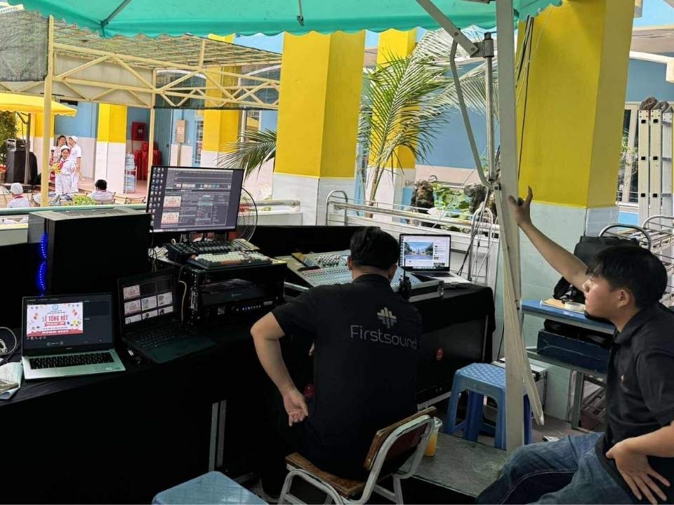 Đội ngũ kỹ thuật chuyên nghiệp của First Sound 