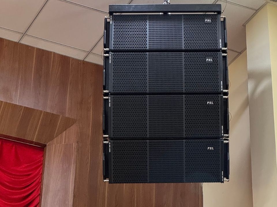 Loa line Array FSL dành cho hội trường