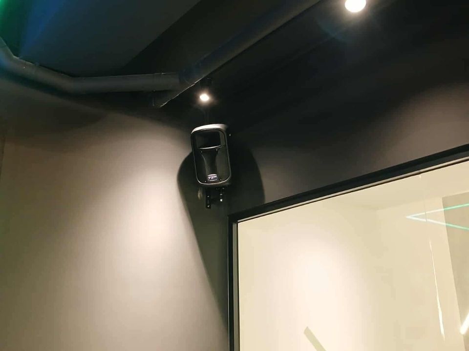 Hệ thống loa cho phòng chuỗi phòng Gym Hustle-6